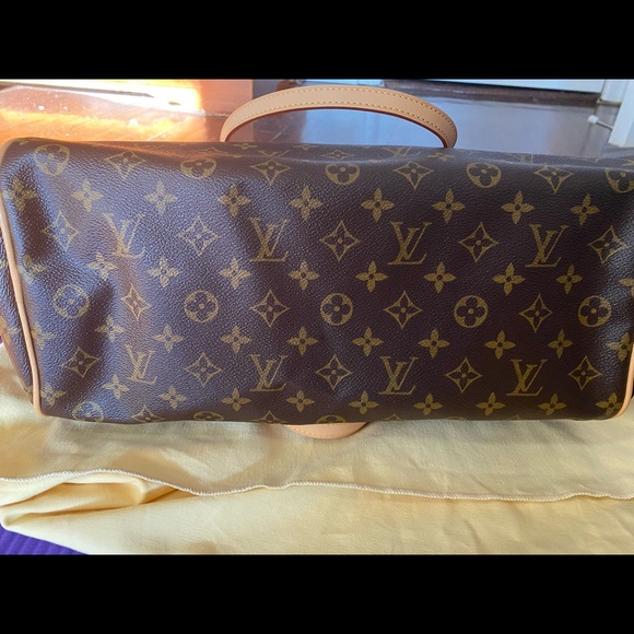 Discontinued Louis Vuitton zipper lock bag - Picture 6 of 7
